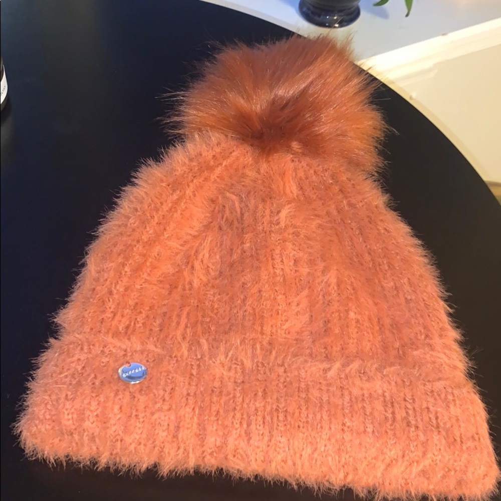 Express Fuzzy Hat